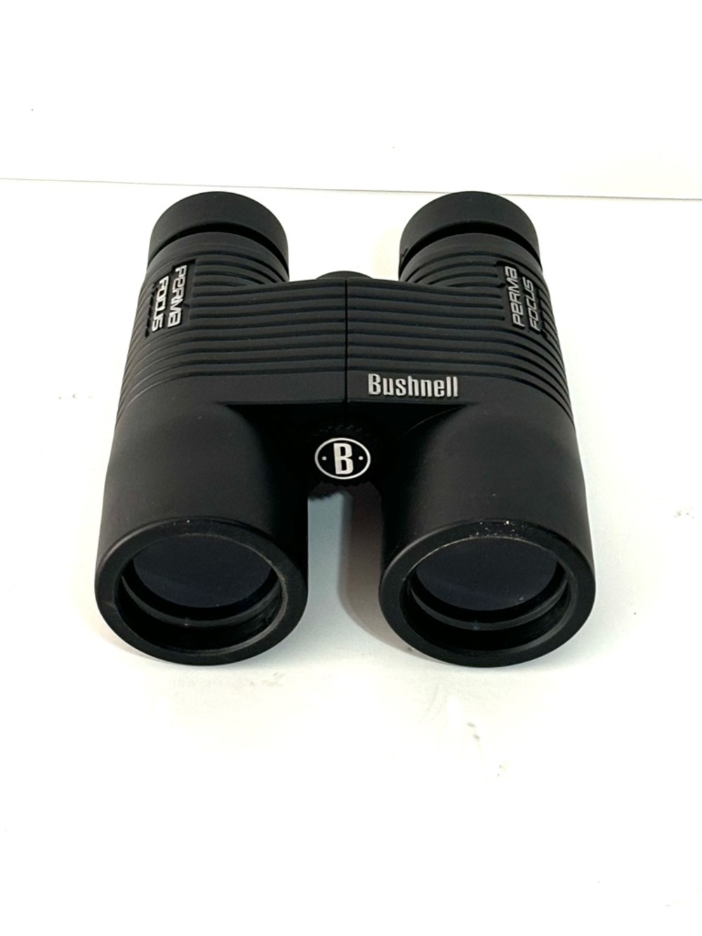 BUSHNELL 10X42 BINOCULARS